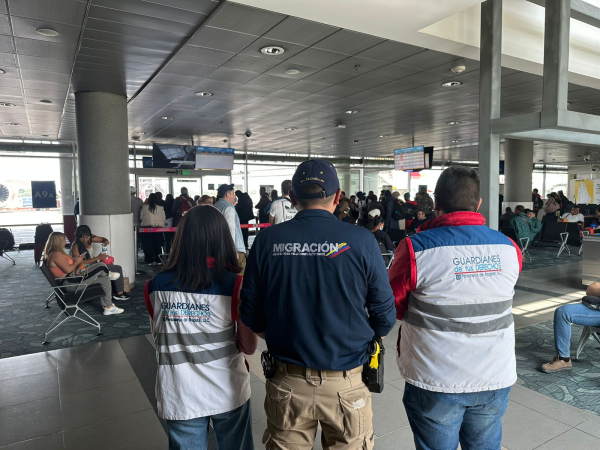 Personería pide activar rutas de atención para evitar trata de  personas y tráfico de migrantes en aeropuerto de Bogotá