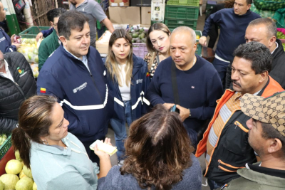 Personero de Bogotá recorrió la localidad de Kennedy para hacer seguimiento a temas de seguridad ciudadana, espacio público, abastecimiento de alimentos y acceso oportuno a la salud