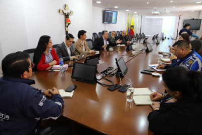 Hacemos seguimiento a la inmovilización de vehículos de servicio público tipo taxi