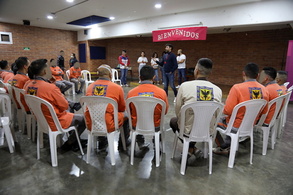 La Personería de Bogotá implementa estrategia de promoción del derecho a la lectura en la Cárcel Distrital de la capital